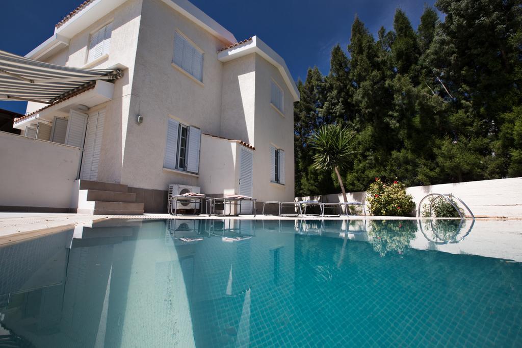 Merab Center Villas Ajía Nápa Kültér fotó