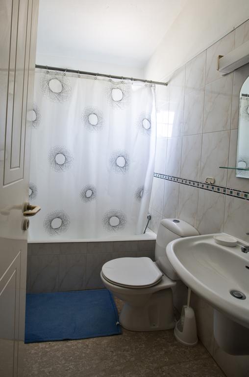 Merab Center Villas Ajía Nápa Kültér fotó